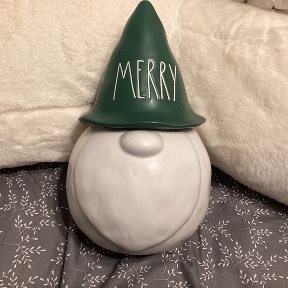 Rae Dunn merry gnome - Picture 1 of 1